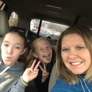 Meet your Posher, Danielle